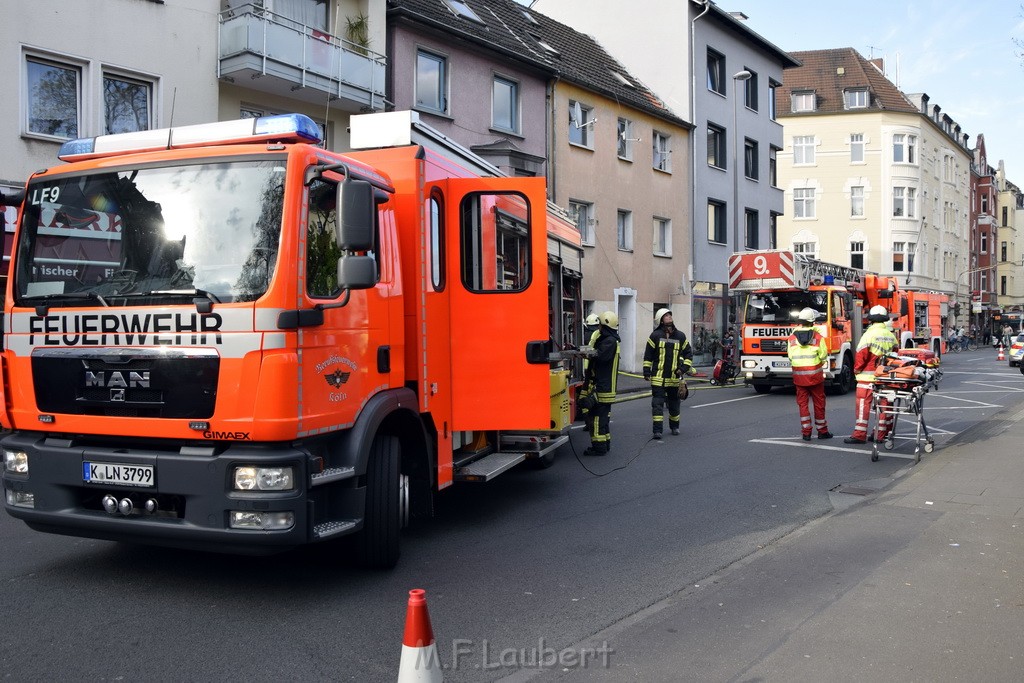 Feuer 2 Y Koeln Muelheim Bergisch Gladbacherstr P16.JPG - Miklos Laubert